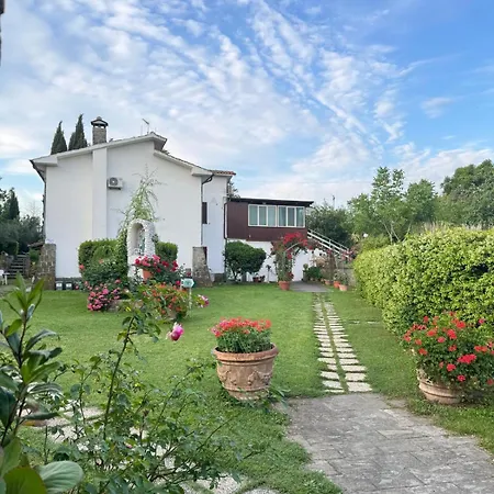 Le Cinque Querce Bed & Breakfast *