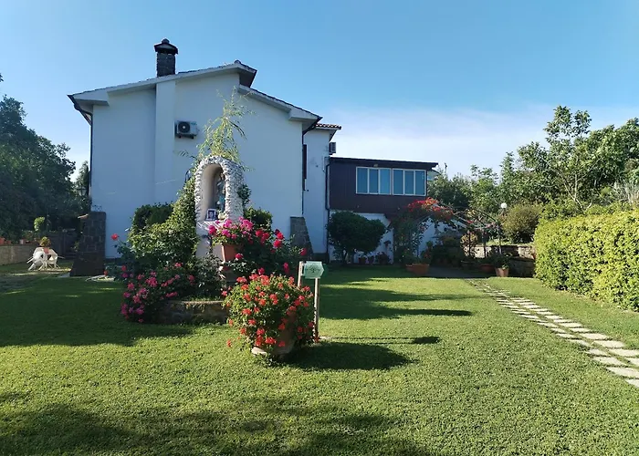 Le Cinque Querce Bed and Breakfast 3*